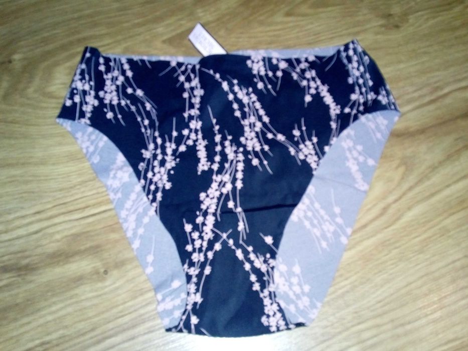 Трусики Victoria Secret, Small, чорний та блідо-рожевий