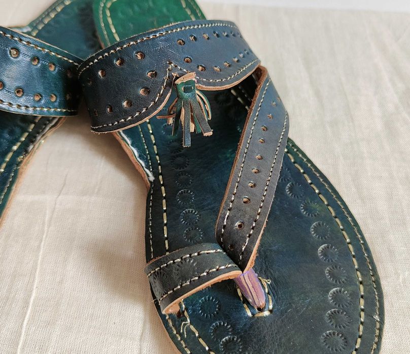 Skórzane japonki kohalpuri 38 orientalne boho hippie retro zielone