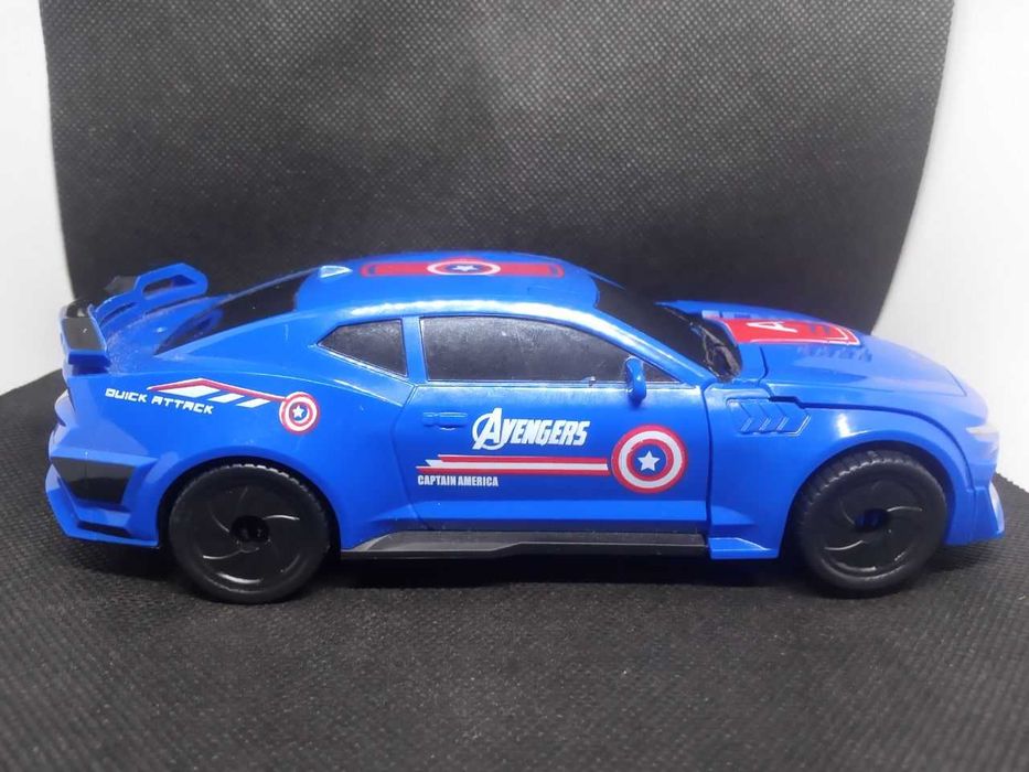 Машинка- робот, трансформер, капитан америка, с эффектами.