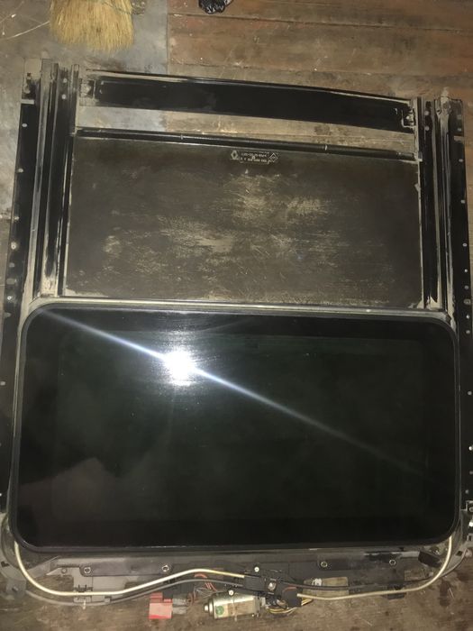 Продам Люк Renault Lagune 1