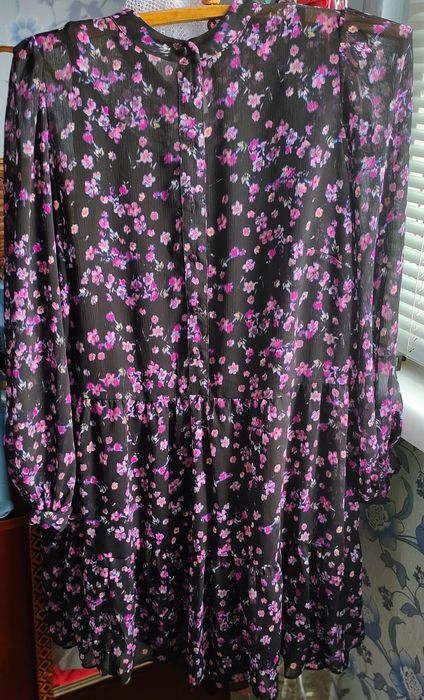 Продам новое платье