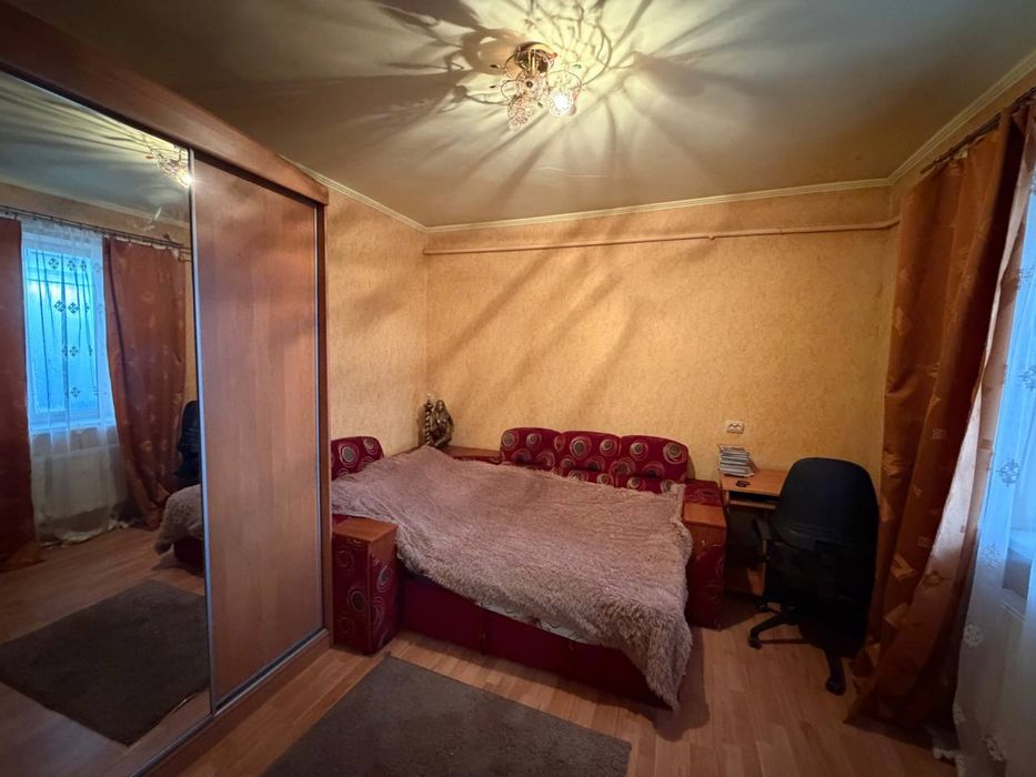 Терміново! Пустомити, особняк 20сот. З озером.