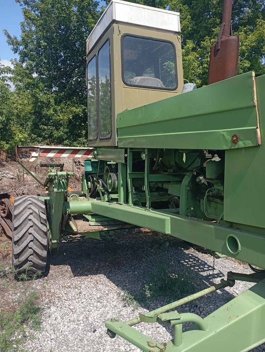 Самохідна косарка FORSCHRITT E-303 з комплектом жниварок