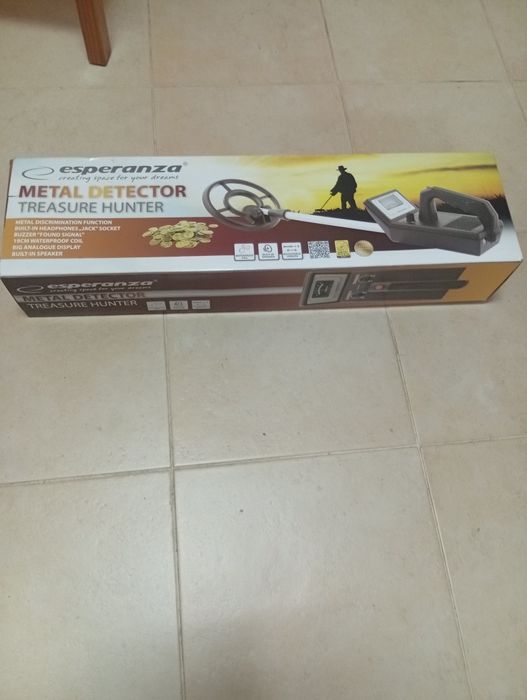 Detector de Metais Esperanza - Leve, Preciso e Fácil de Usar!