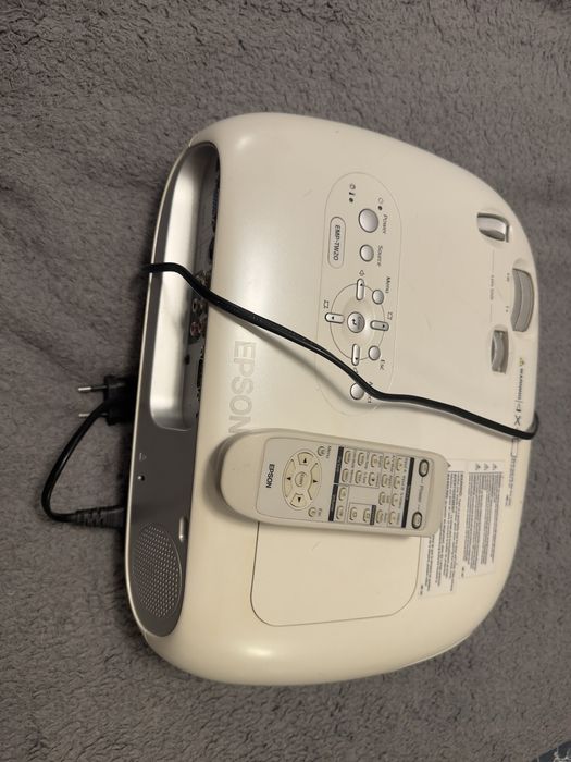 Projektor Epson EMP-TW20