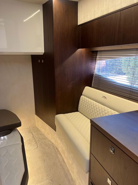 Jacht motorowy Galeon 335