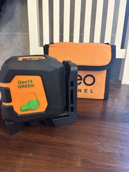 Laser liniowy krzyżowy GEO1X GREEN