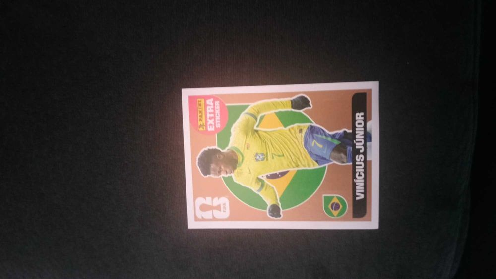Carta de cromo do mundial  extra sticker Vinícios junior