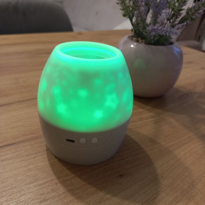 Lampka nocna, projektor