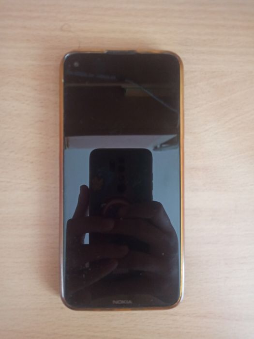 Nokia 5.4 з чохлом