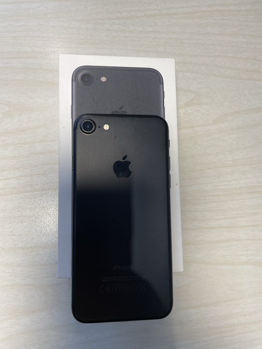 Продам Iphone 7 34 GB Black