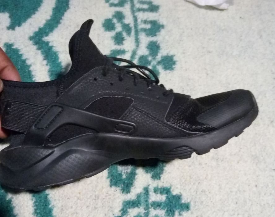 Tênis Nike modelo hurache número 39
