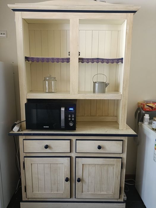 Móvel de cozinha de espinho