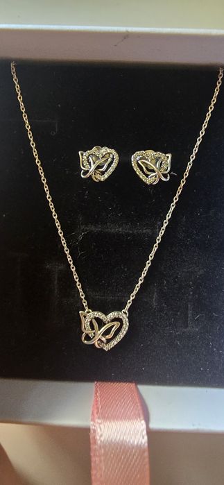 Conjunto colar e brincos pandora em prata