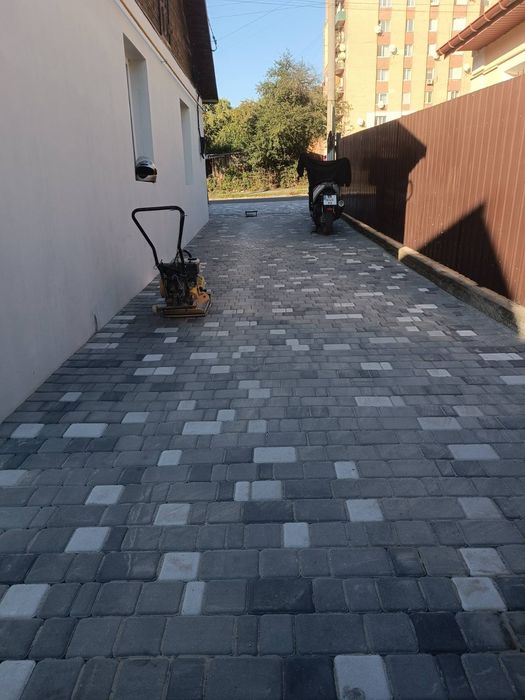 Будівництво таремонт