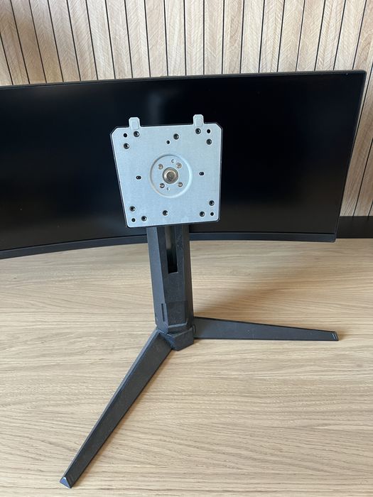 ASUS TUF Gaming 30” ultrawide, 200 Hz, + pudełko