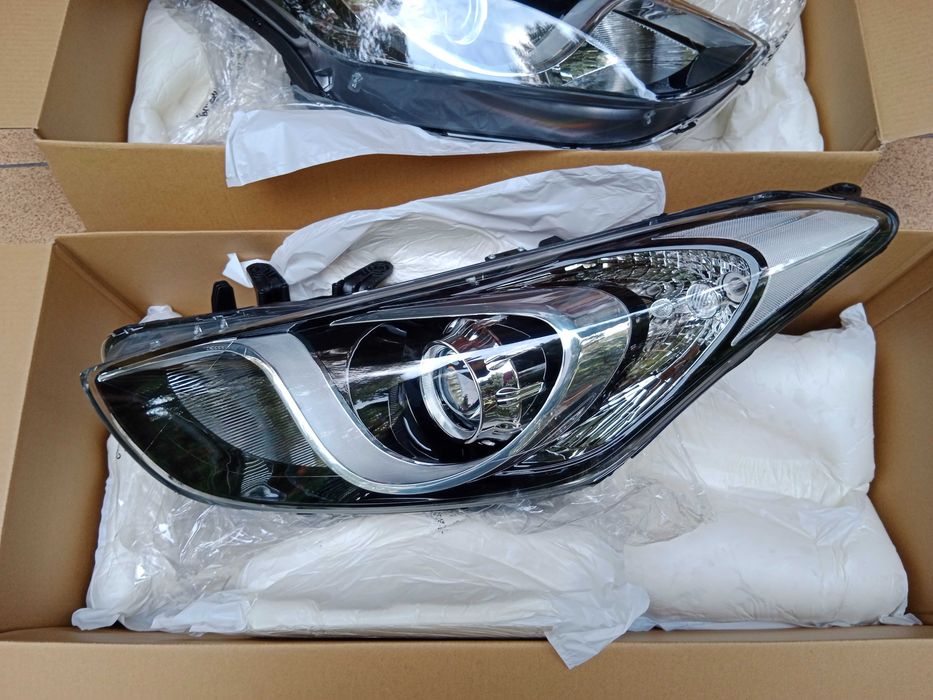 HYUNDAI I30 2012 + lmapa przednia lewa + prawa komplet  NOWE