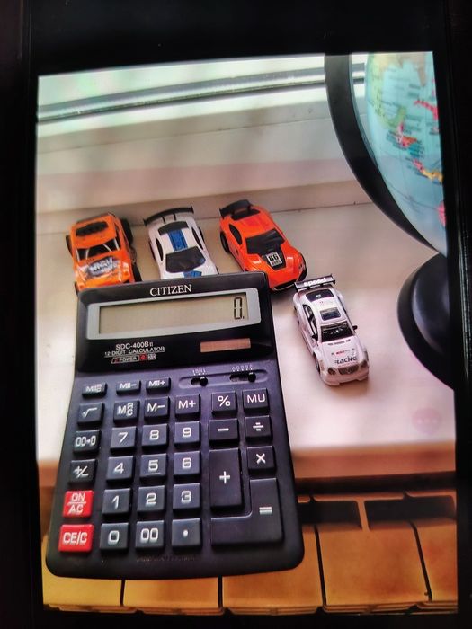 Калькуляторы  разные  работают