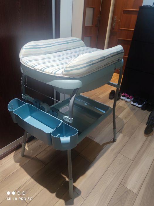 Wielofunkcyjna wanienka i przewijak dla niemowląt Cuddle&Bubble Comfort firmy Chicco