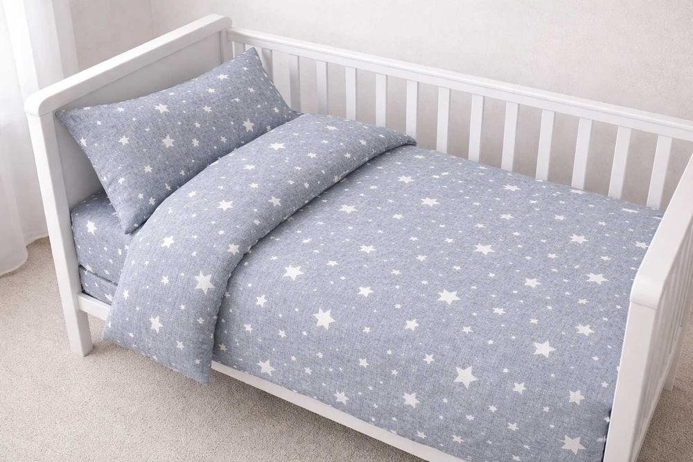 Дитяча постільна білизна з натуральної бавовни.