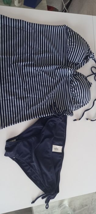 Продається купальник.