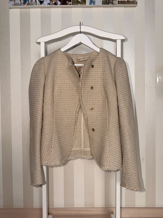 Бежевий, приталений піджак від бренду CIX by IRINA KHARCHENKO