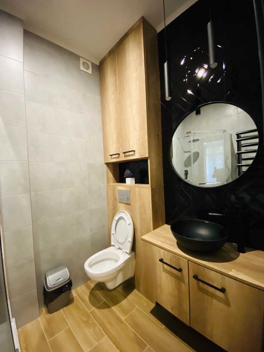 Сучасна студія в стилі лофт на Тихого