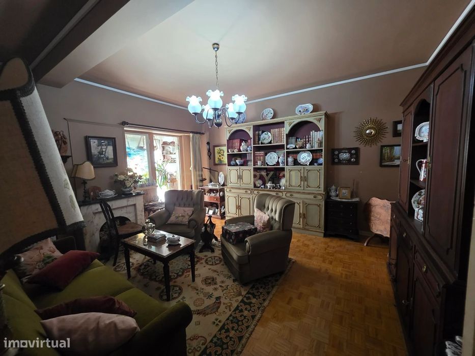 Apartamento em Massamá, Sintra - Oportunidade Única — Massamá E Monte Abraão, Lisboa