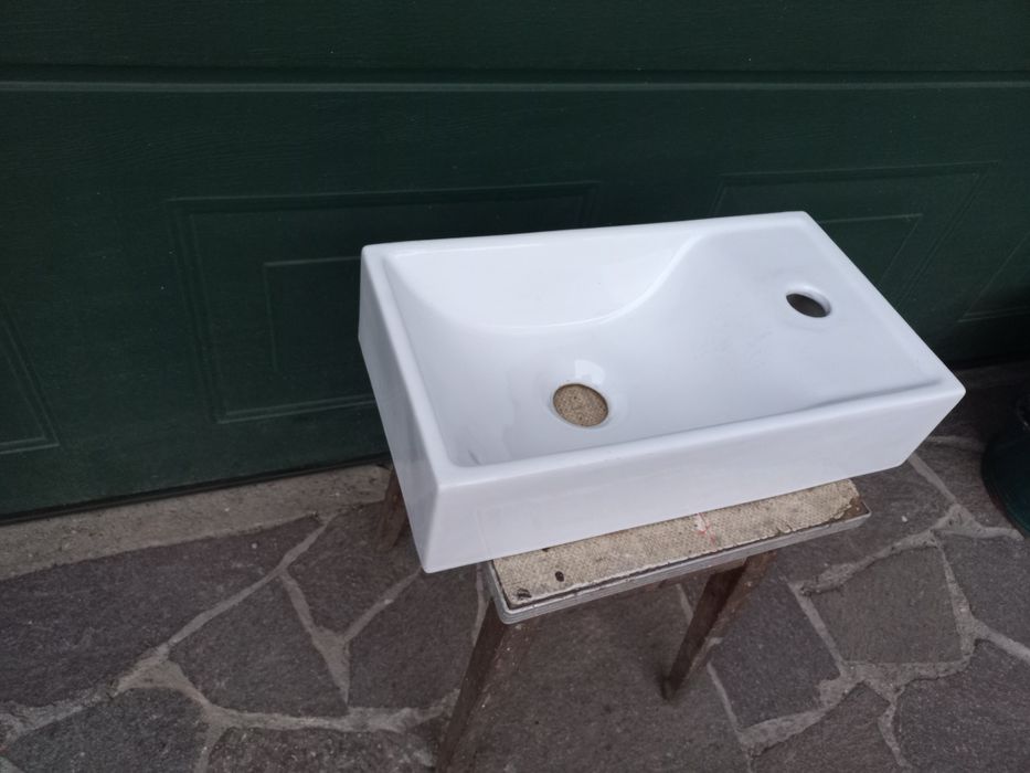 Mini umywalka używana