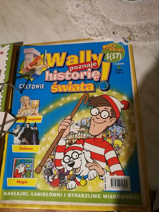 Wally Poznaje historię świata 5 numerów segregator naklejki