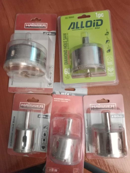 Коронки алмазні та круги Distar.