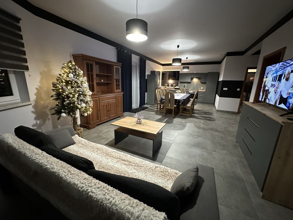 Dom pod lasem Sława Tarnówek 60 Noclegi całoroczne