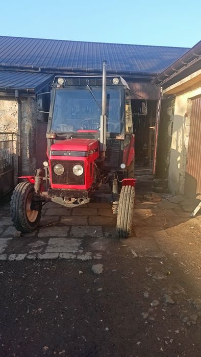 Ciągniki Zetor 7211