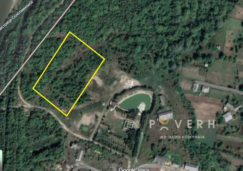 Земельна ділянка в селі Підгір'я