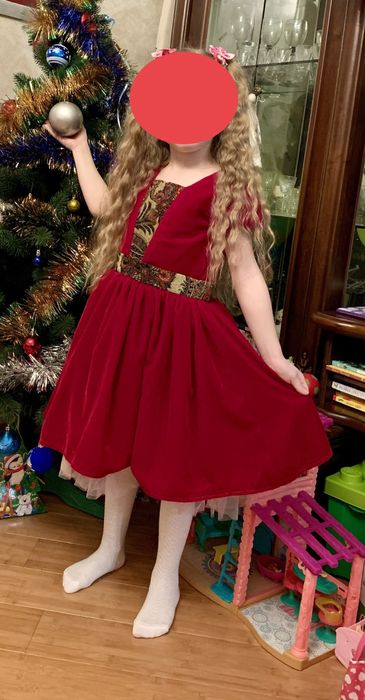 Сукня святкова-принцеси на 5-6 років, розмір 116.