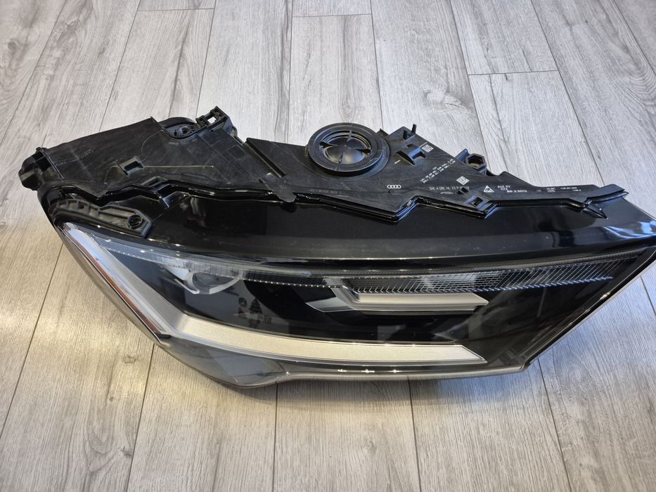 Фара права Audi Q7 4M 2021-2024 USA
