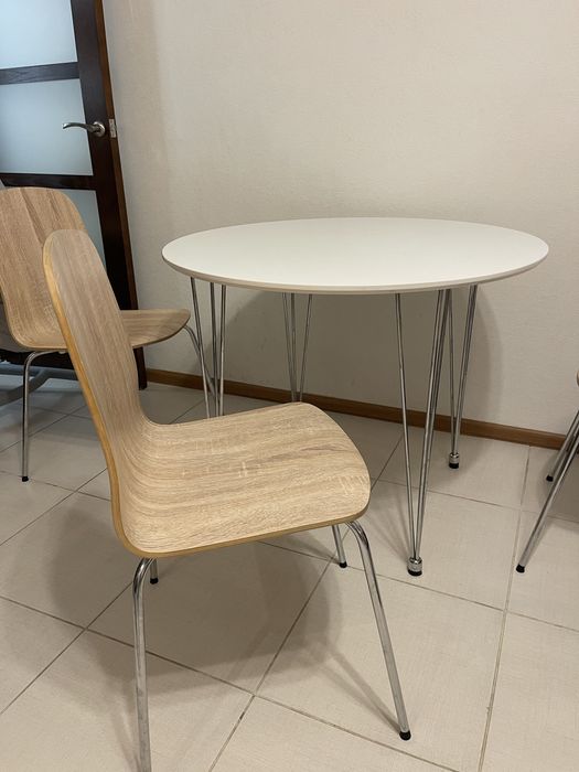 Продається стіл