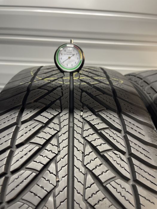 Зимові шини 245/45r18 Good/Year. Ціна 3000грн/шт.