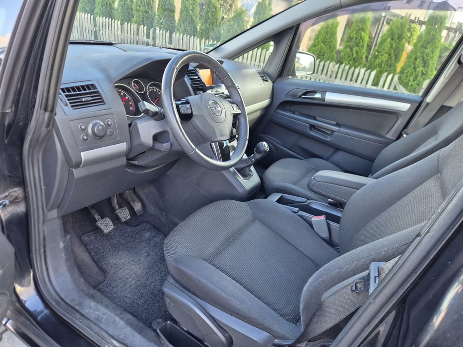 Opel Zafira, 1.8 benzyna, 7-osobowy ZADBANA