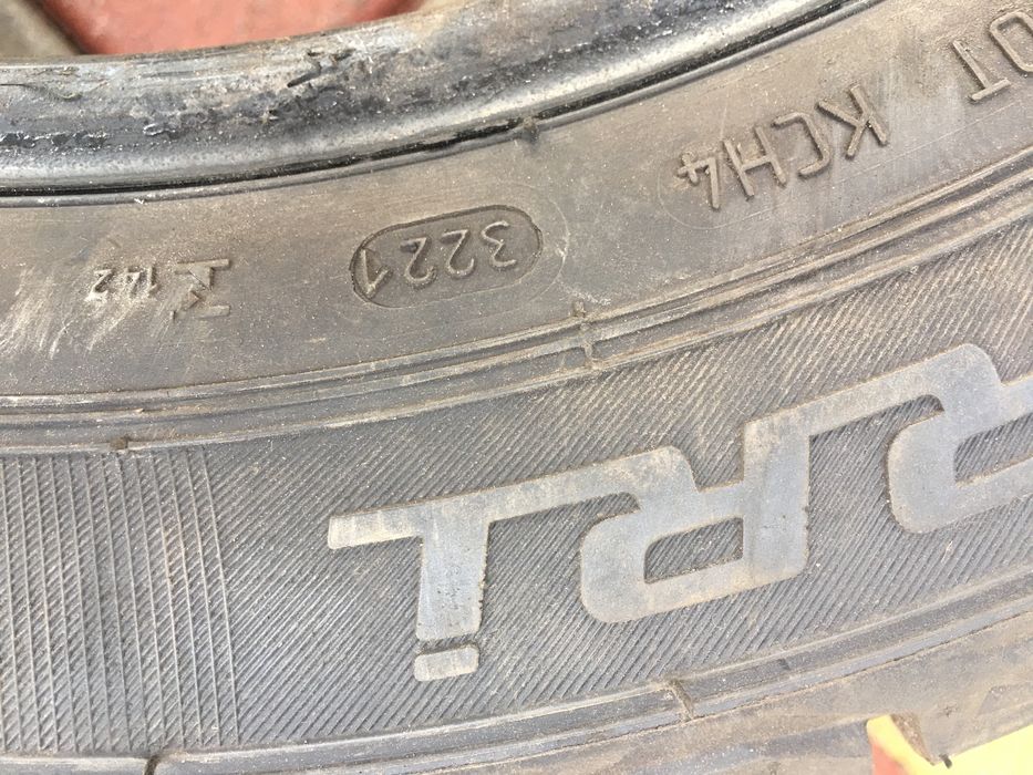 Шини 205.55R16. Преміорі в гарному стані