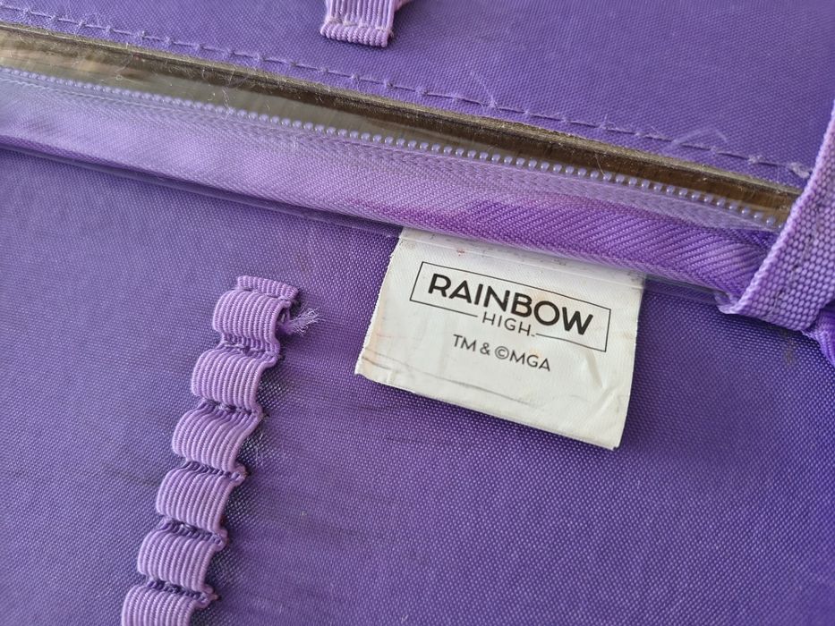 Piórnik Rainbow High