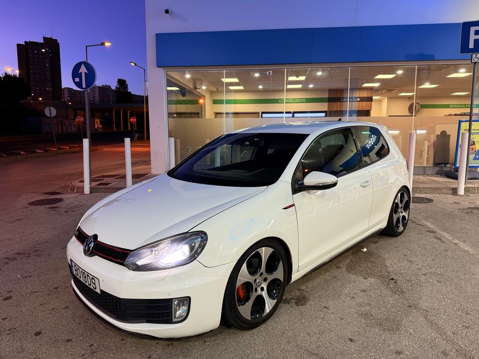 Vw Golf 2.0 GTI DSG Aceito retomas