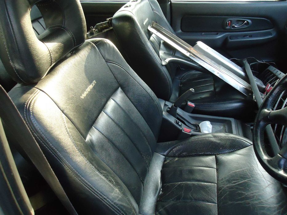 Mitsubishi L 200 cab. dupla (4D56T) de 2003 só ás peças
