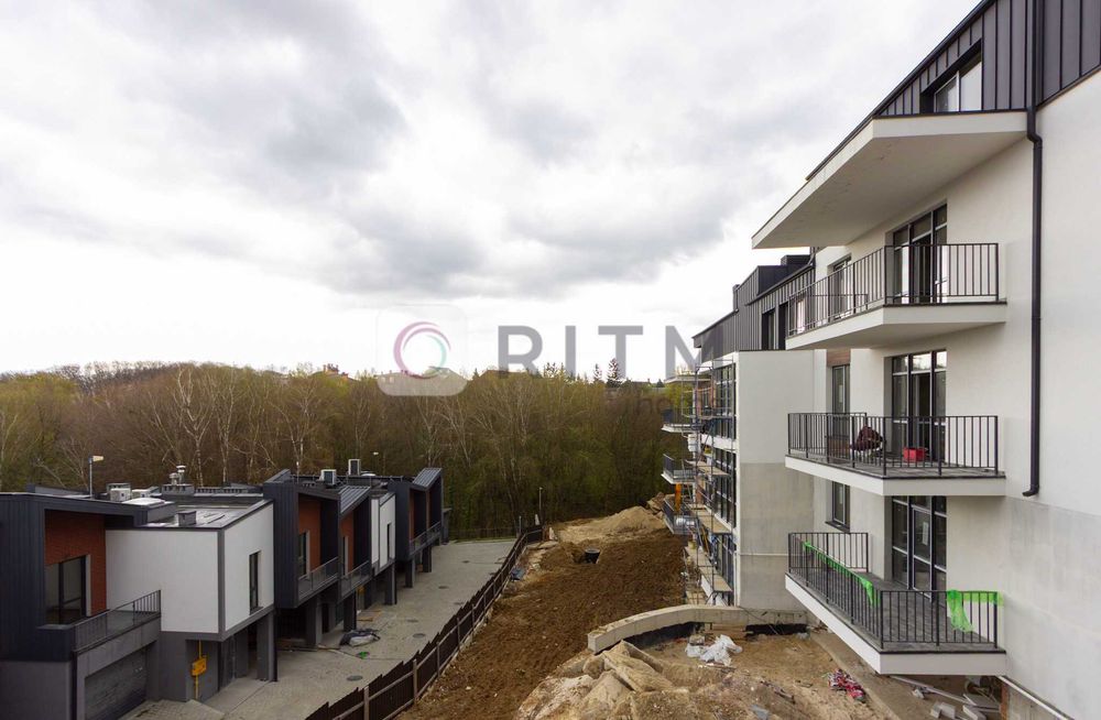 Продаж 3 кімнатної квартири у клубному будинку вул. Лисеницька