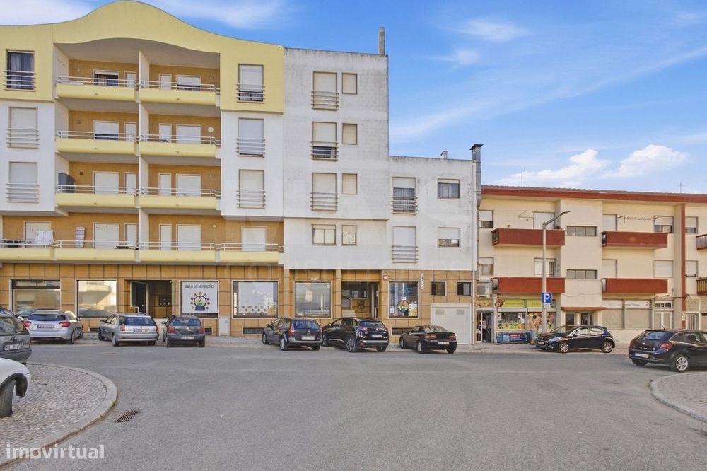 Apartamento T2+1 em Peniche