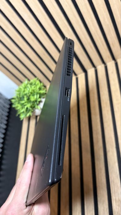 Продам Ноутбук Lenovo ThinkPad T480s Intel Core i7-8550U 4 ядра / 8 потоків