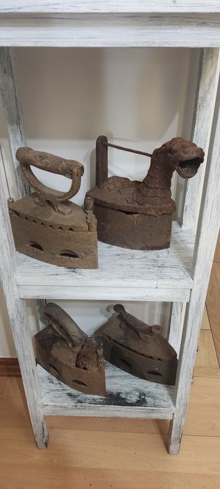 Żelazka antyczne