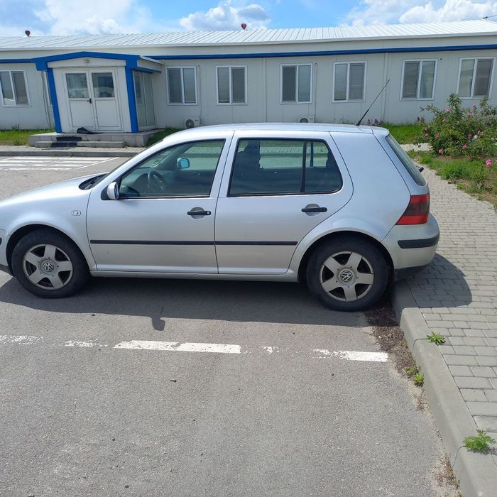 Автомобиль Golf 4