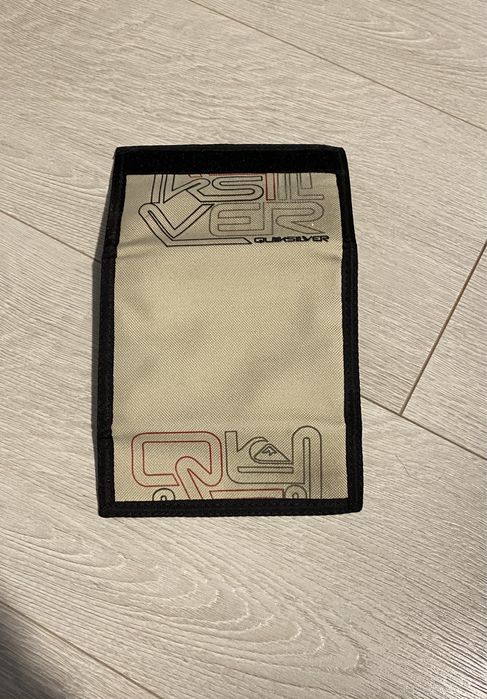 Carteira Quicksilver