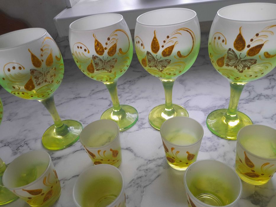 Набор фужеры и стопки.,